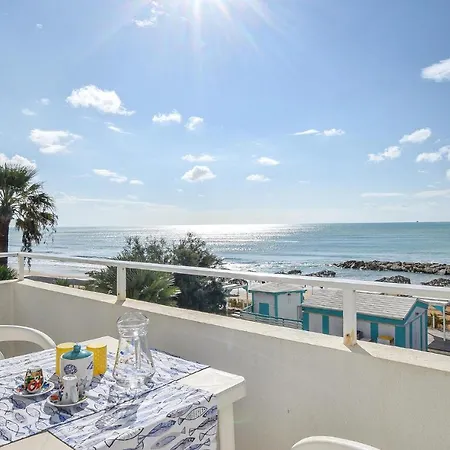 Pet Friendly In With Kitchen Сasa de vacaciones Pozzallo