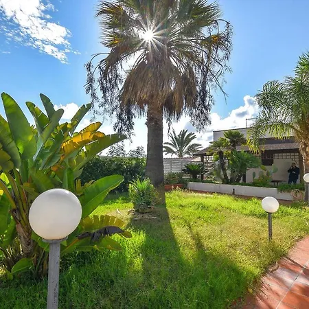 Сasa de vacaciones Pet Friendly In With Kitchen Pozzallo
